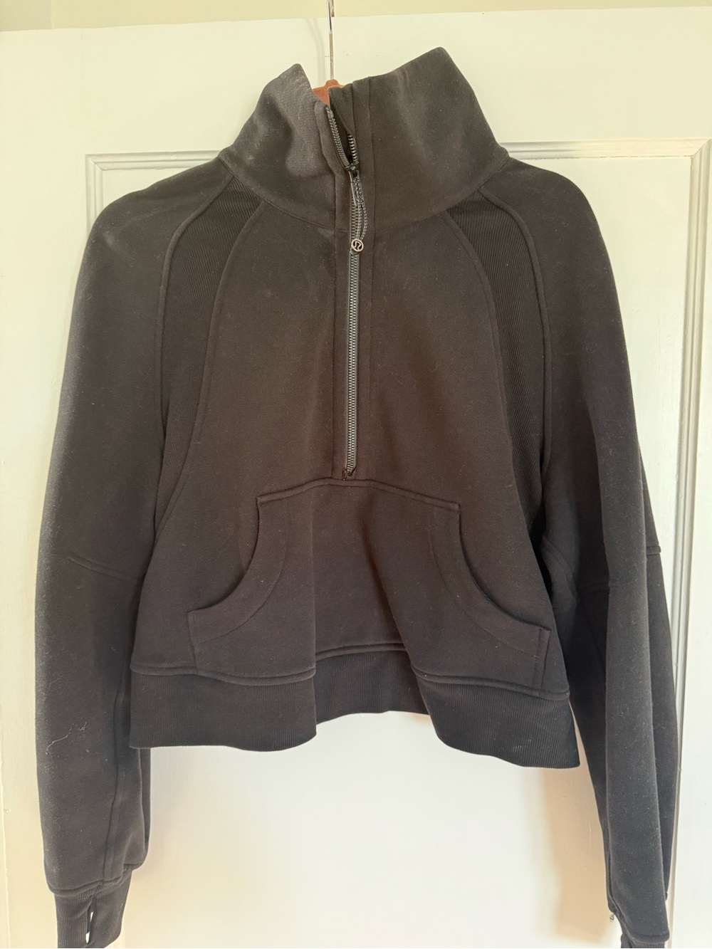 Lululemon Cropped Scuba ( Funnel Neck)